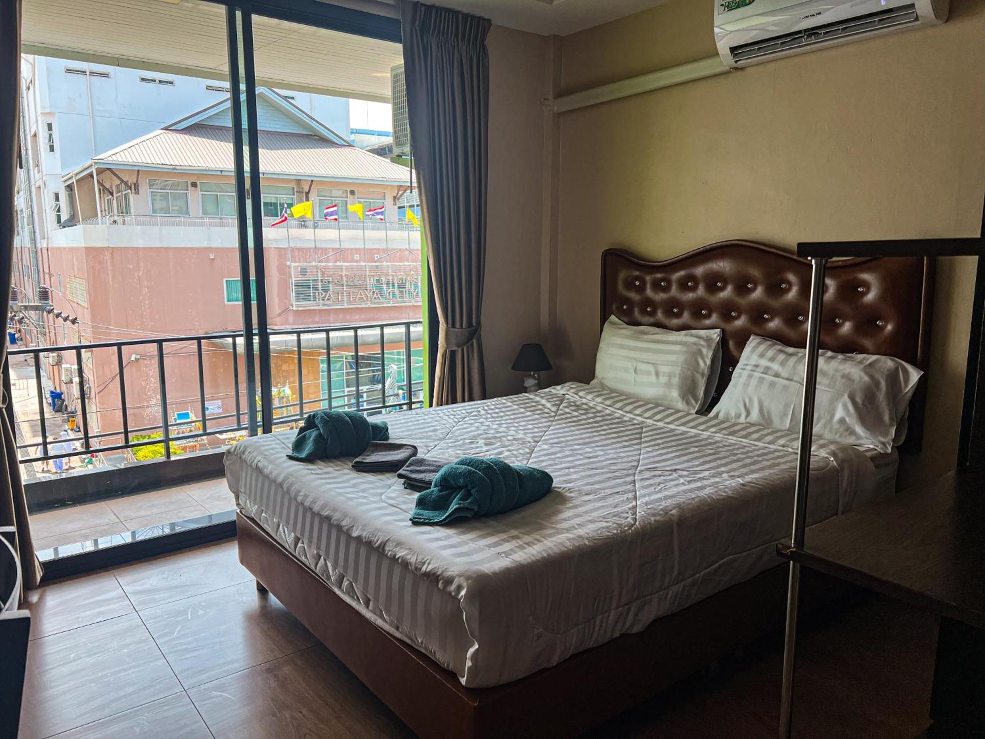 Smyrna Apartamento Pattaya Exterior foto